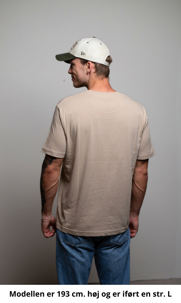 Recycled box fit t-shirt, embroidered logo | Desert