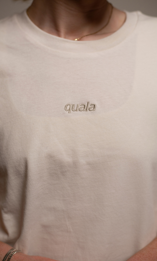 Recycled box fit t-shirt, embroidered logo | Neutral